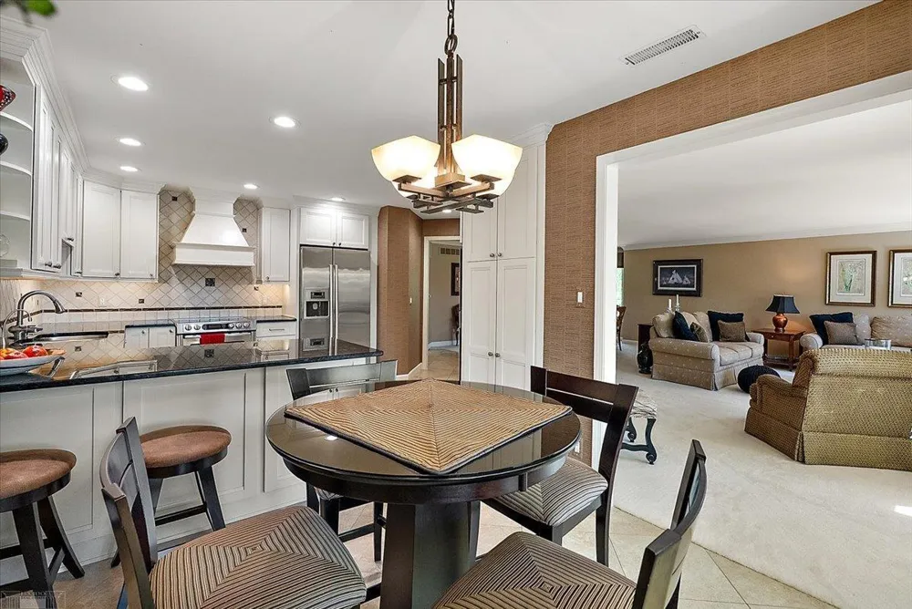 26151 Harbour Pointe Drive Harrison Charter Township, MI 48045
