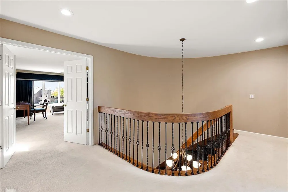 26151 Harbour Pointe Drive Harrison Charter Township, MI 48045