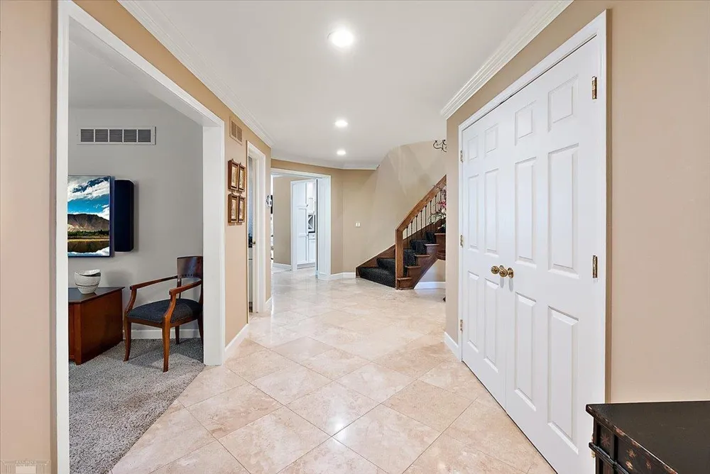 26151 Harbour Pointe Drive Harrison Charter Township, MI 48045