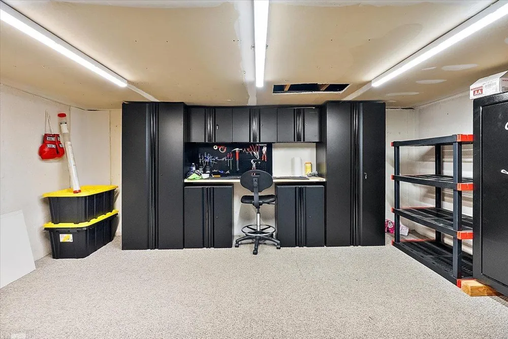 26151 Harbour Pointe Drive Harrison Charter Township, MI 48045