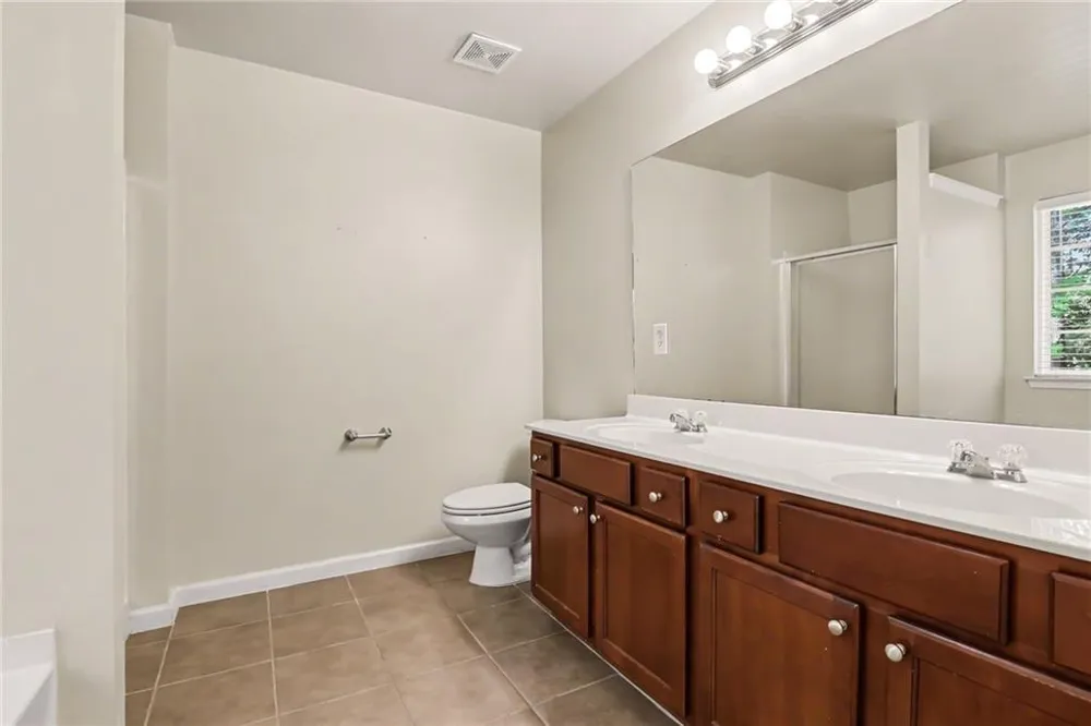 2870 Cross Creek Court Cumming, GA 30040