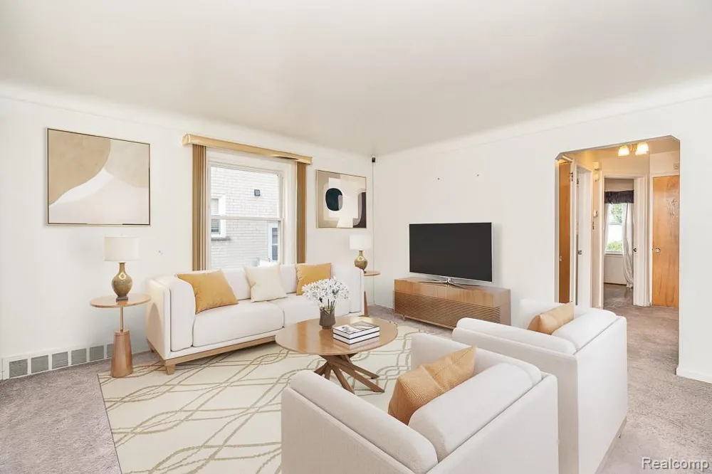 9343 Fenton Redford Charter Township, MI 48239