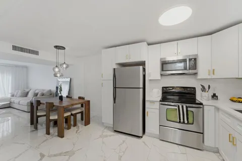 809 W Oakland Park Boulevard #K2