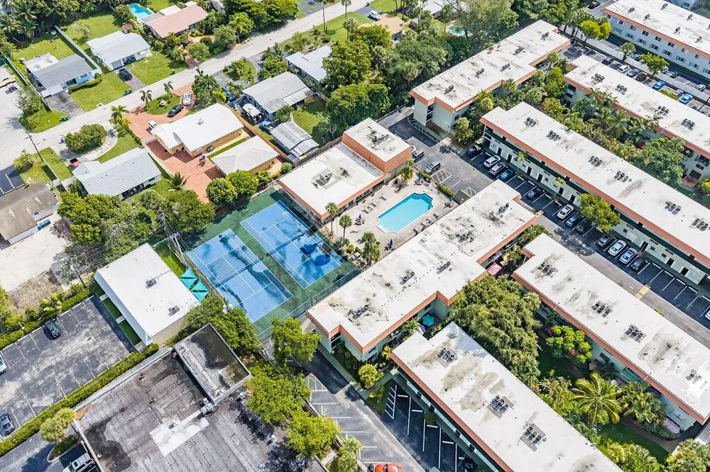 809 W Oakland Park Boulevard #K2 Oakland Park, FL 33311