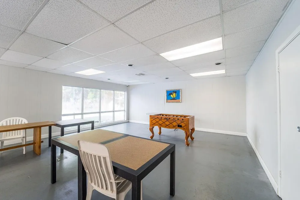 809 W Oakland Park Boulevard #K2 Oakland Park, FL 33311