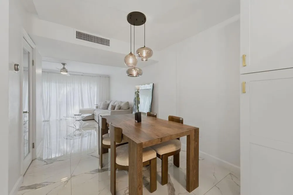 809 W Oakland Park Boulevard #K2 Oakland Park, FL 33311