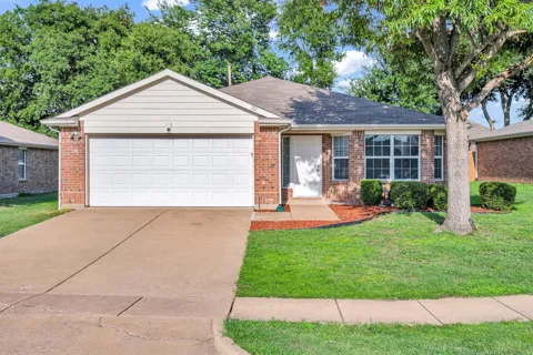 712 Riverhead Drive