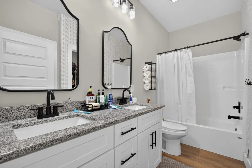 435 Colvert Lake Rd Smithville, TN 37166