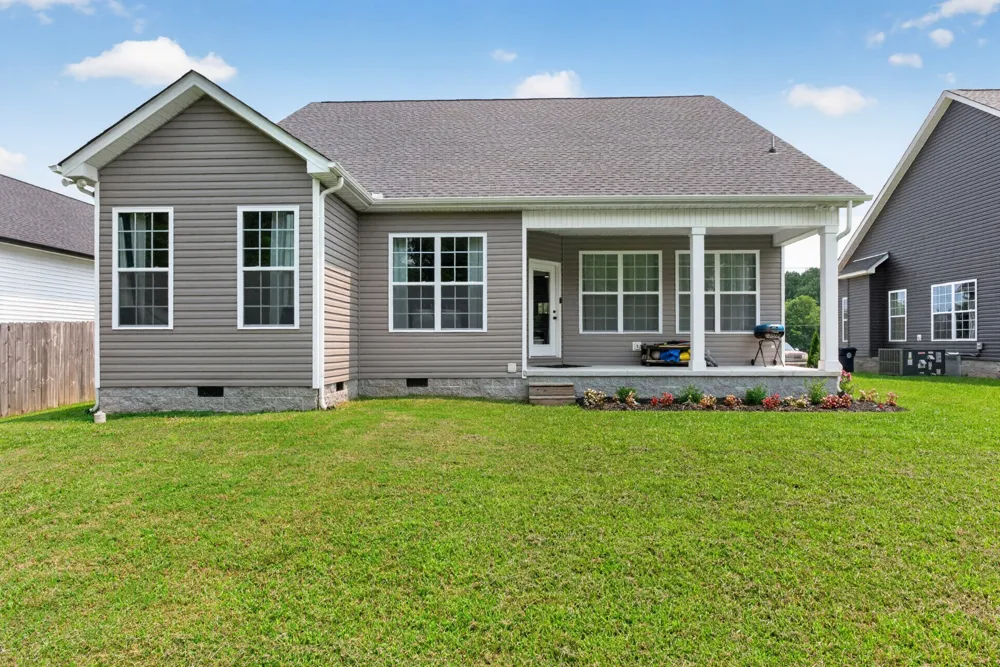 435 Colvert Lake Rd Smithville, TN 37166