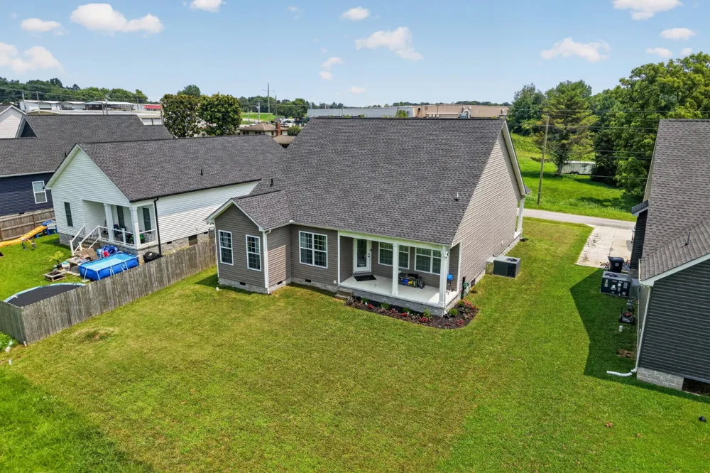 435 Colvert Lake Rd Smithville, TN 37166