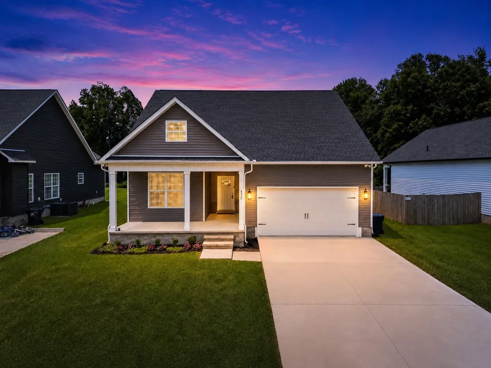 435 Colvert Lake Rd Smithville, TN 37166