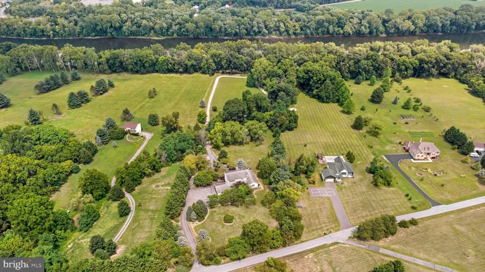 955 STAYMAN DRIVE Falling Waters, WV 25419