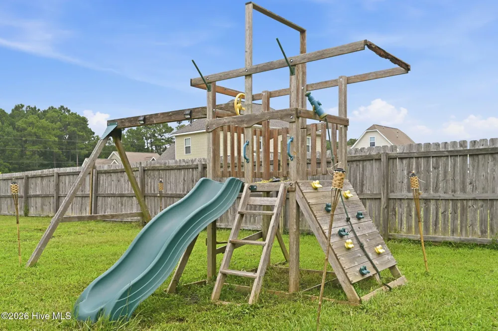 115 Cottle Court Richlands, NC 28574