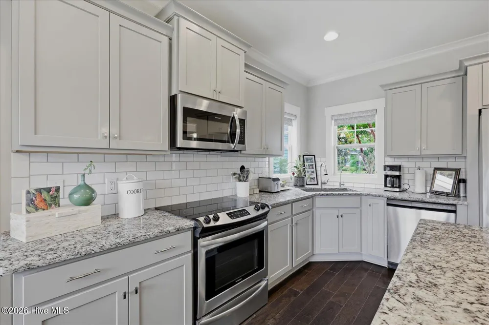 8155 Garden Pointe Drive NE Leland, NC 28451