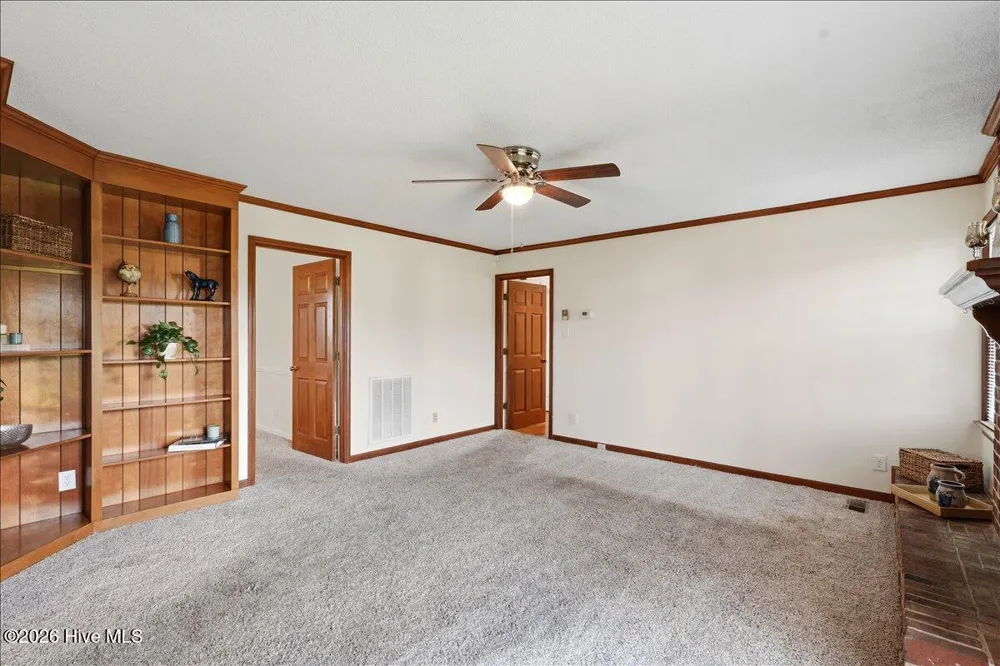 5419 Wayne Memorial Drive NE Pikeville, NC 27863
