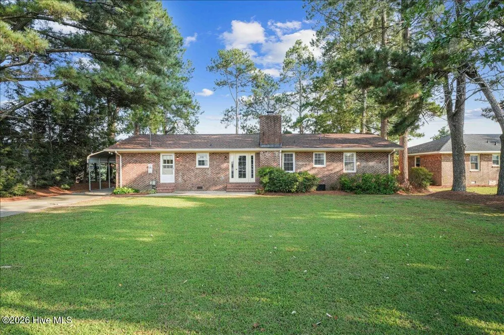 5419 Wayne Memorial Drive NE Pikeville, NC 27863