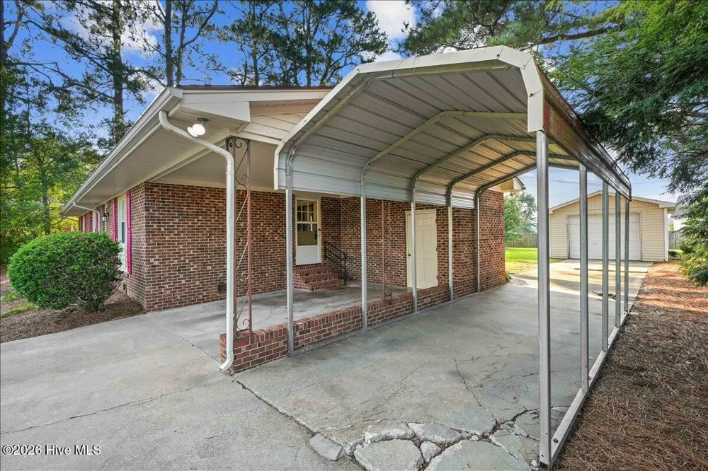 5419 Wayne Memorial Drive NE Pikeville, NC 27863