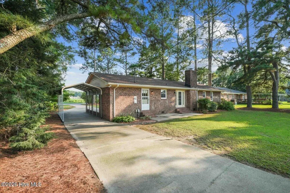 5419 Wayne Memorial Drive NE Pikeville, NC 27863