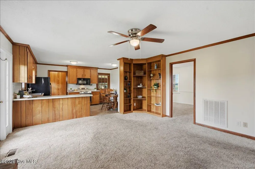 5419 Wayne Memorial Drive NE Pikeville, NC 27863
