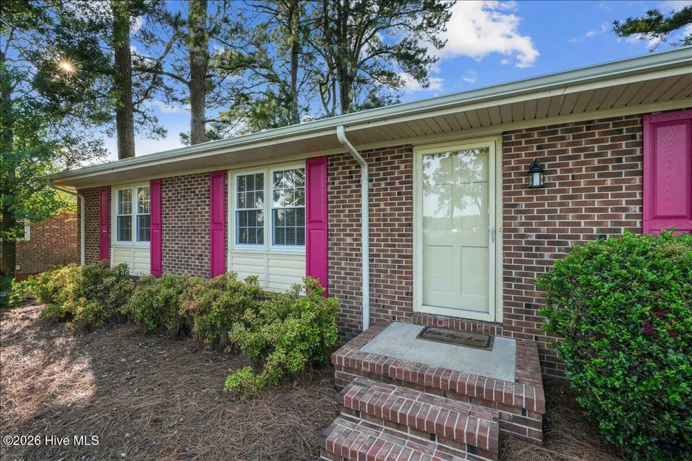 5419 Wayne Memorial Drive NE Pikeville, NC 27863