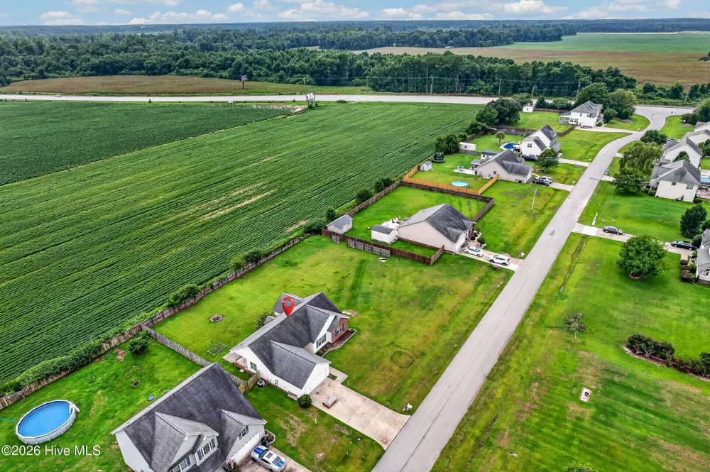 108 Farmington Drive Richlands, NC 28574