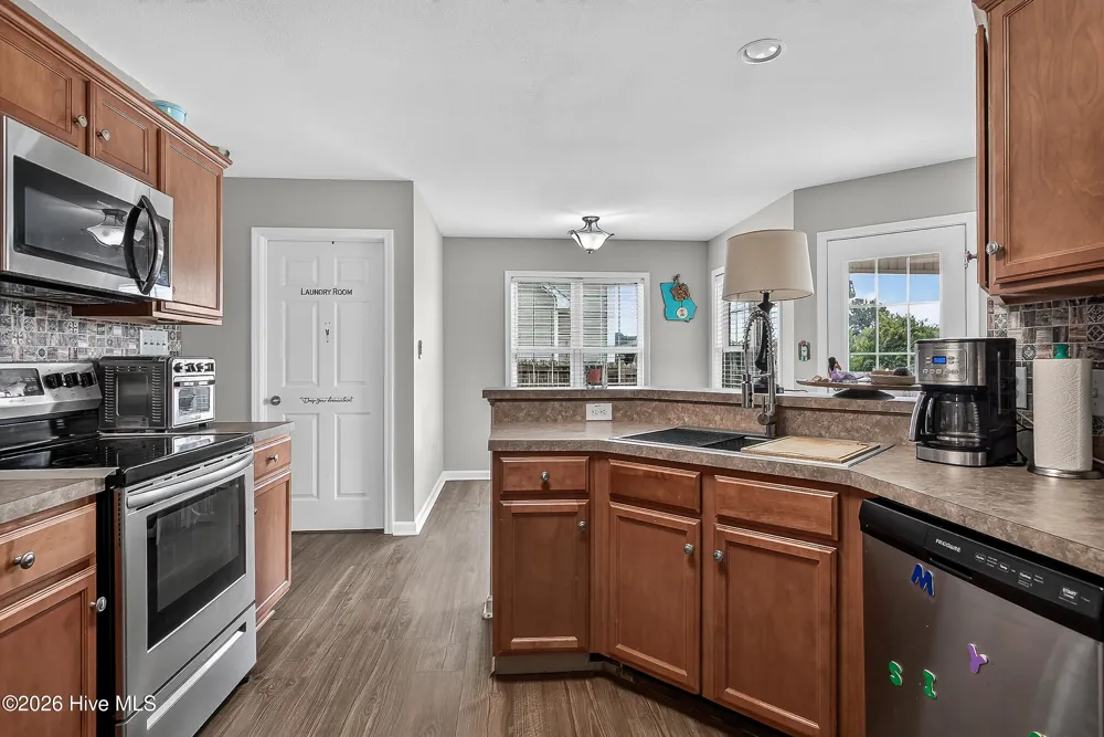 108 Farmington Drive Richlands, NC 28574