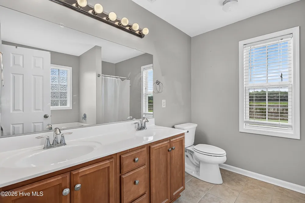108 Farmington Drive Richlands, NC 28574