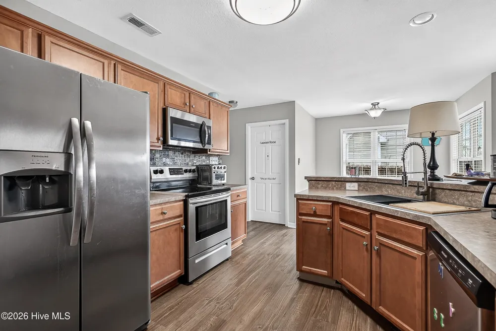 108 Farmington Drive Richlands, NC 28574