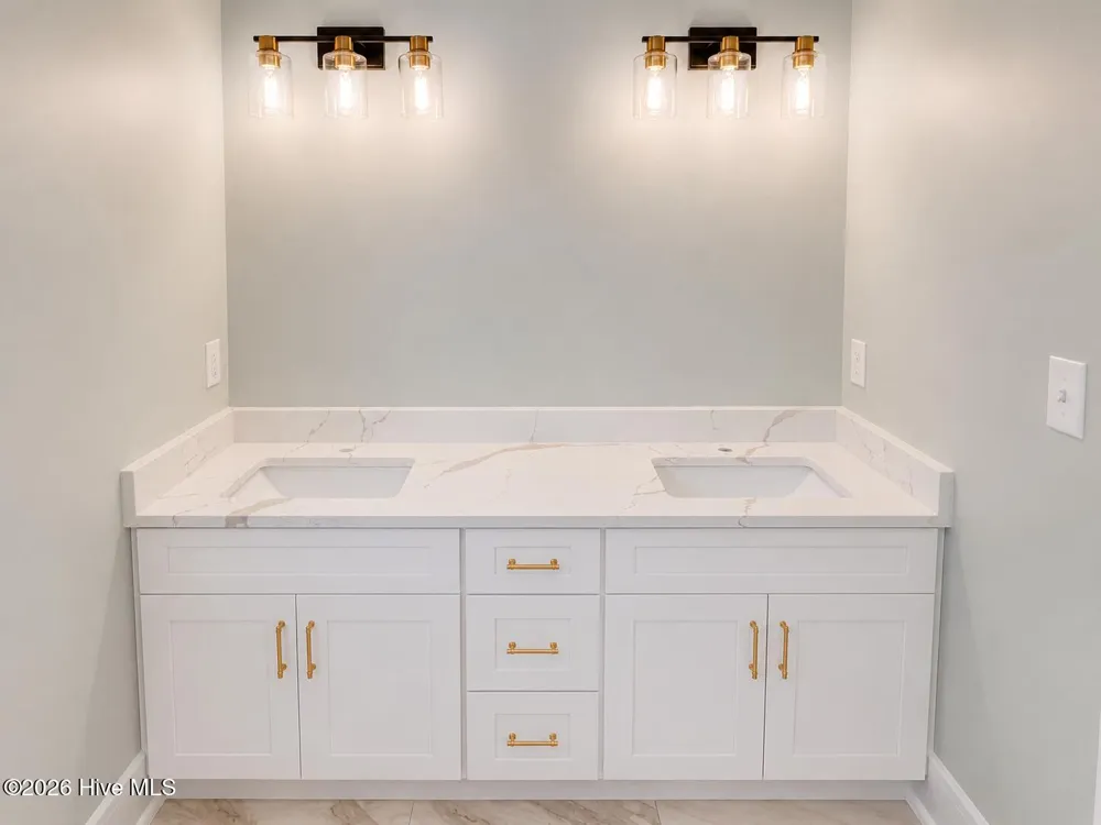 102 River Club Drive Beaufort, NC 28516