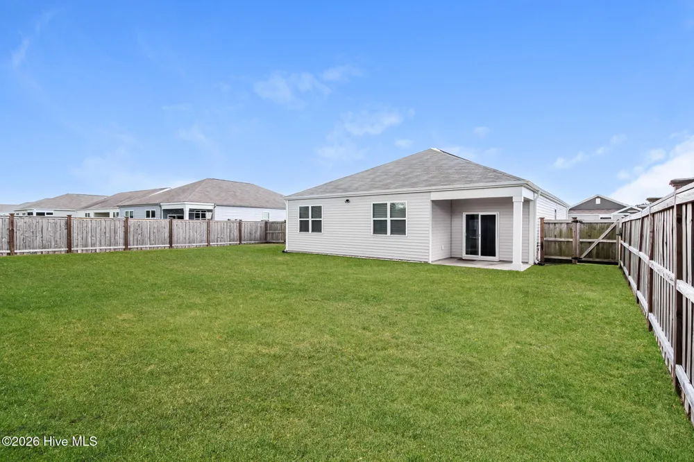 464 St Kitts Way Winnabow, NC 28479