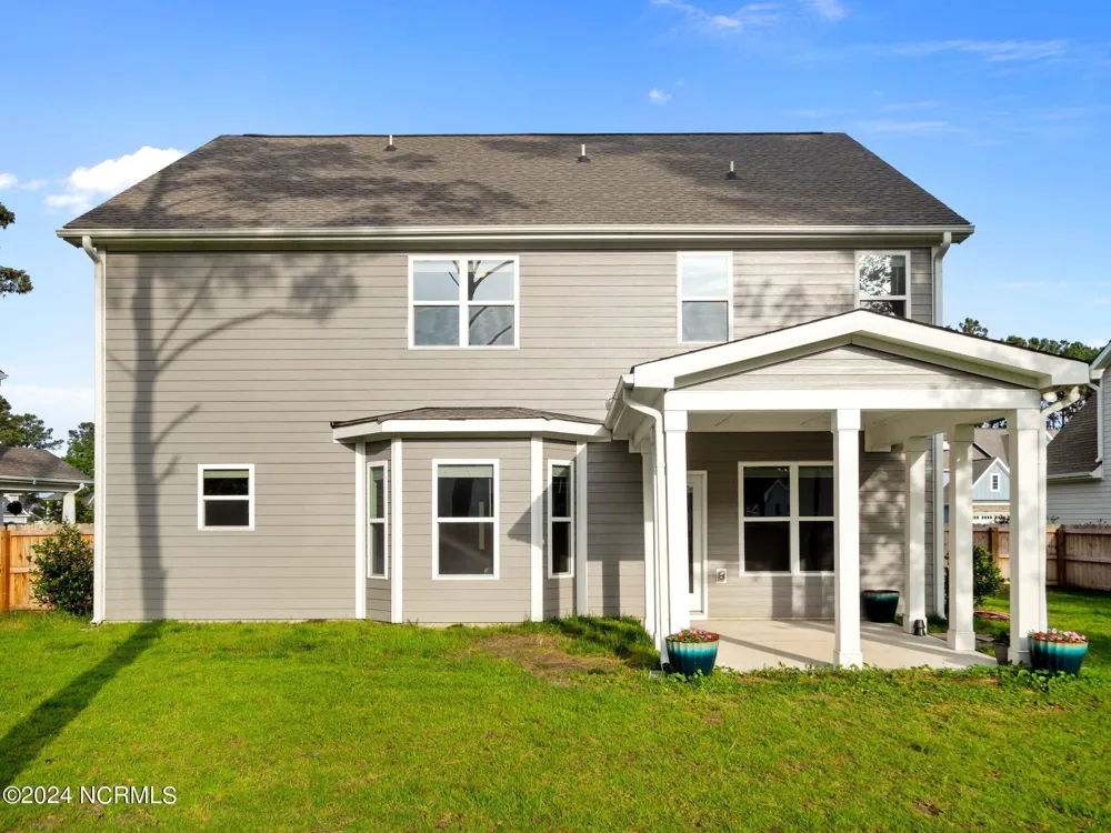 507 W Red Head Circle Sneads Ferry, NC 28460