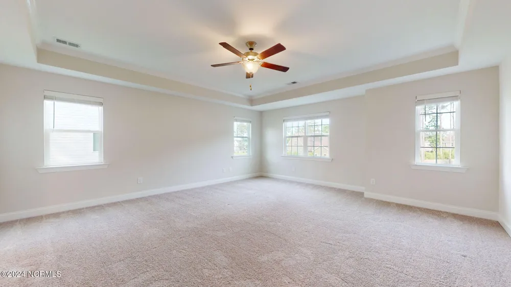 507 W Red Head Circle Sneads Ferry, NC 28460