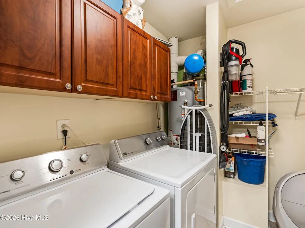1001 Kingswood Drive #J Chapel Hill, NC 27514