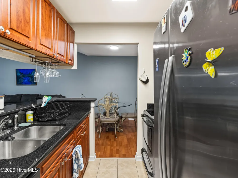 1001 Kingswood Drive #J Chapel Hill, NC 27514
