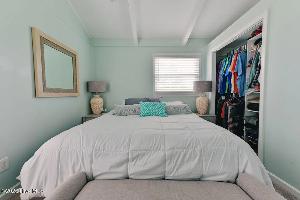 706 W 3rd Street Kill Devil Hills, NC 27948