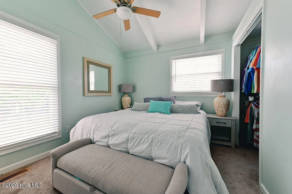 706 W 3rd Street Kill Devil Hills, NC 27948