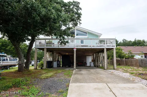 706 W 3rd Street