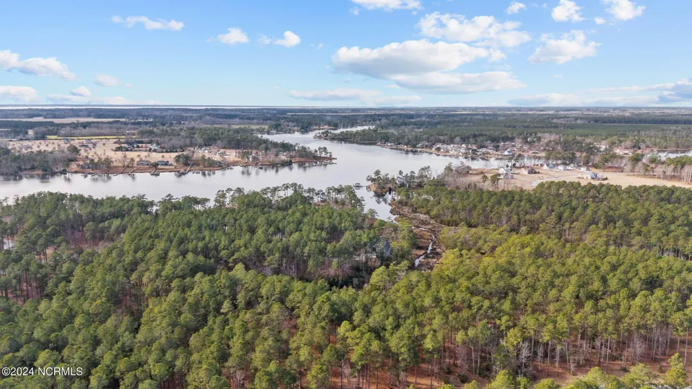 137 Ocracoke Drive Oriental, NC 28571