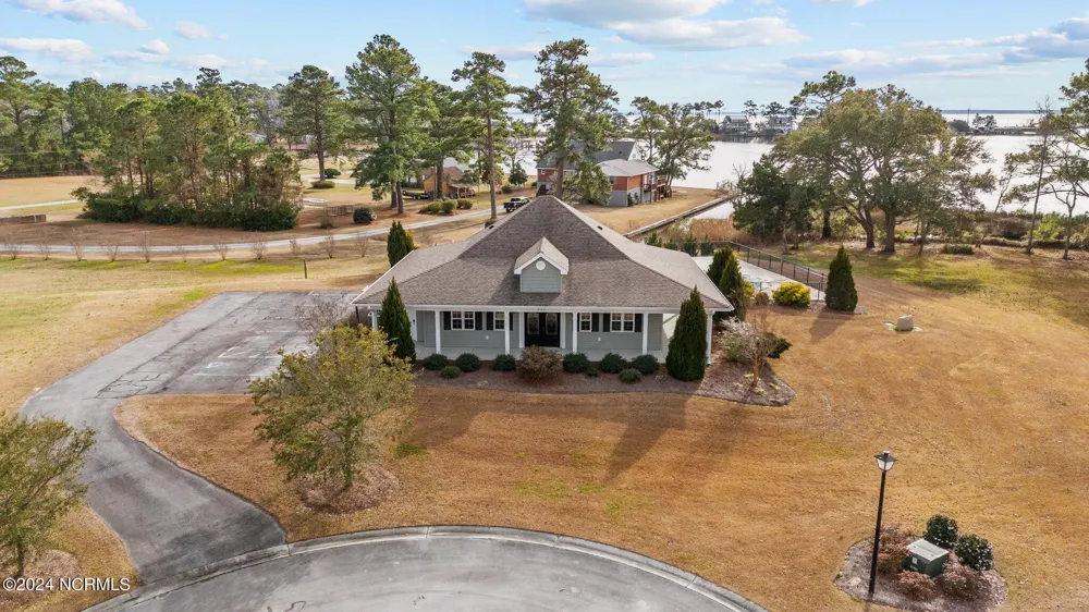 137 Ocracoke Drive Oriental, NC 28571