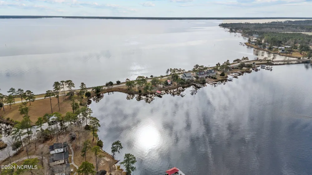 137 Ocracoke Drive Oriental, NC 28571