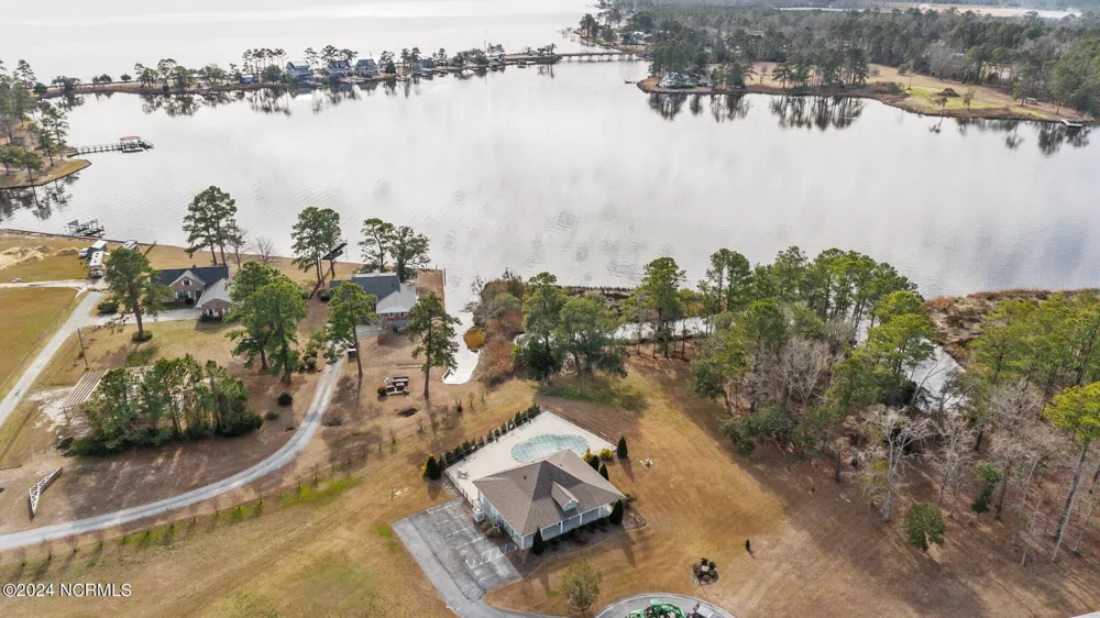137 Ocracoke Drive Oriental, NC 28571