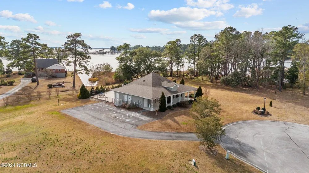 137 Ocracoke Drive Oriental, NC 28571