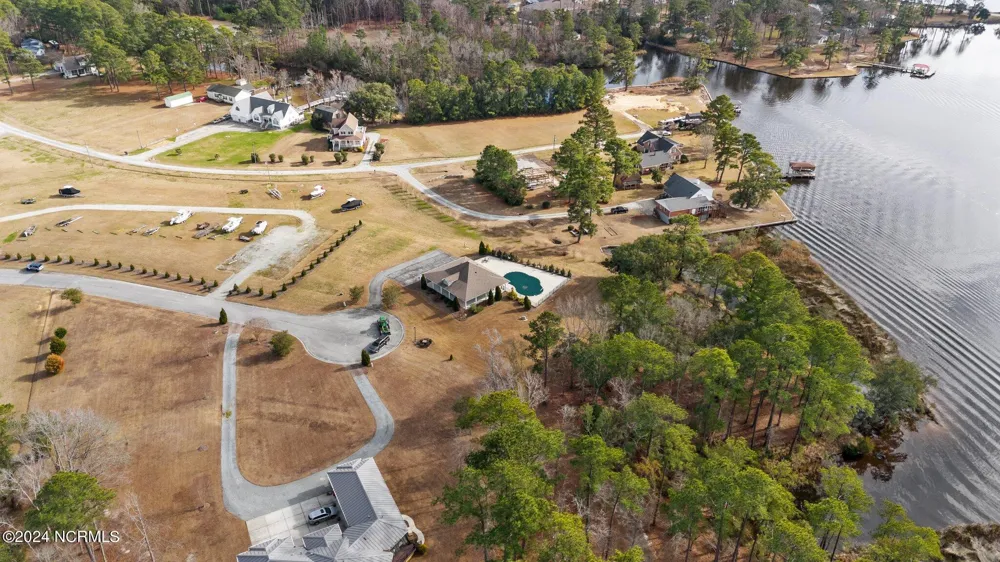 137 Ocracoke Drive Oriental, NC 28571