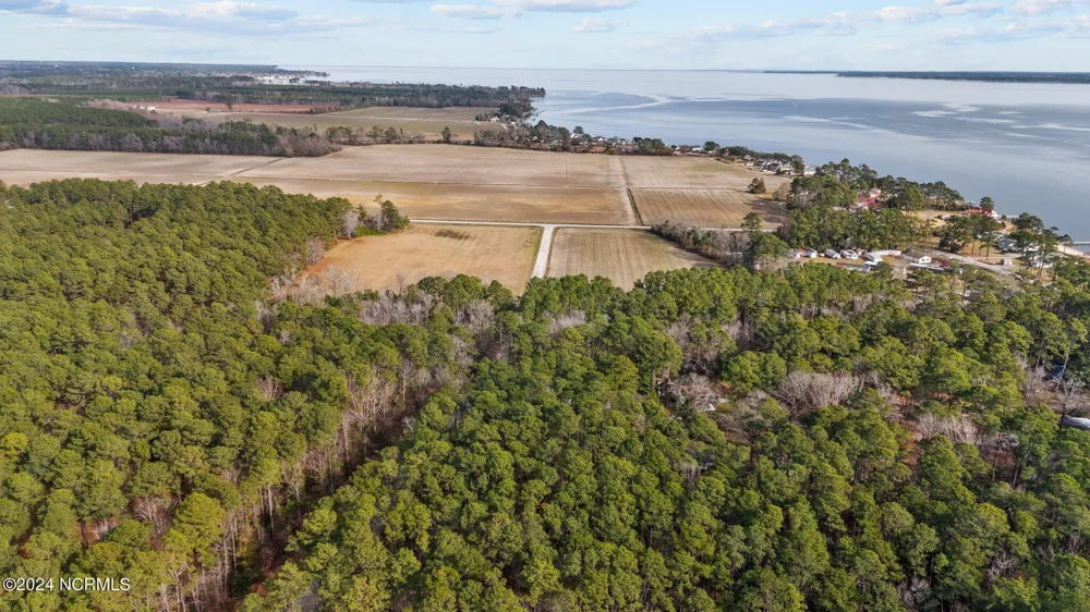 137 Ocracoke Drive Oriental, NC 28571