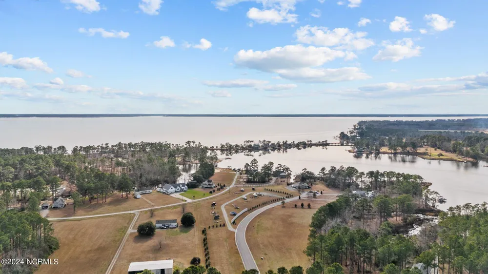 137 Ocracoke Drive Oriental, NC 28571