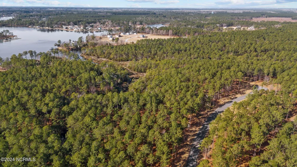 137 Ocracoke Drive Oriental, NC 28571