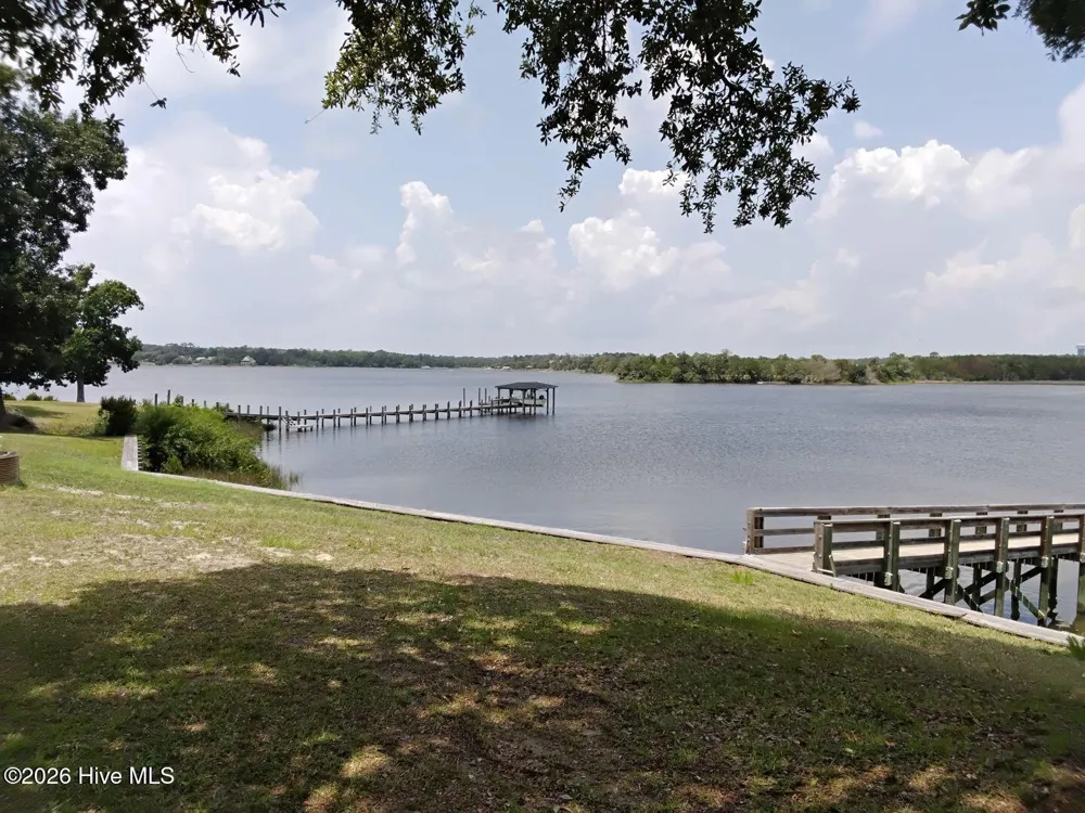 482 Vfw Road Cedar Point, NC 28584