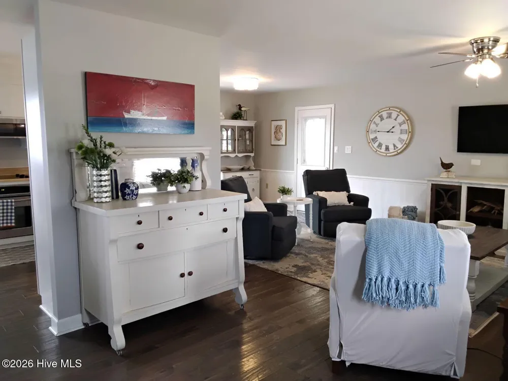 482 Vfw Road Cedar Point, NC 28584