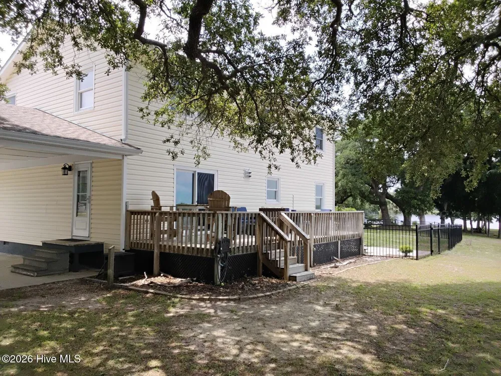 482 Vfw Road Cedar Point, NC 28584