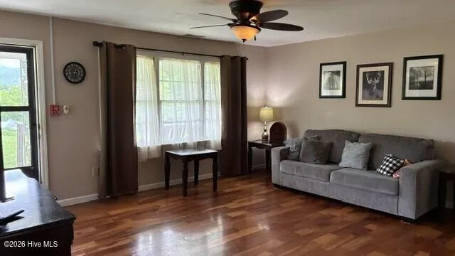 17 Moore Street Andrews, NC 28901
